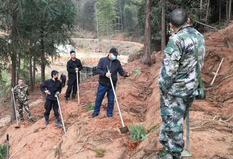 防疫不松懈,生產不耽誤 防疫不松懈,生產不耽誤