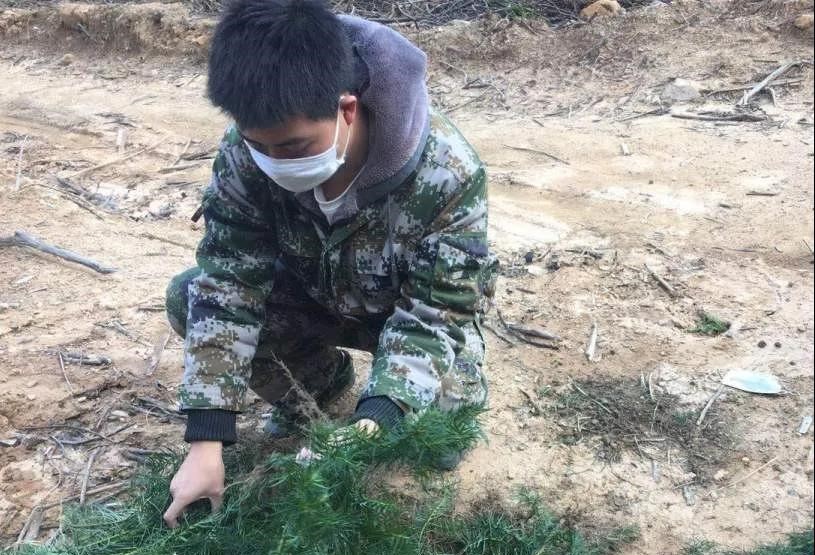 防疫不松懈,生產不耽誤 防疫不松懈,生產不耽誤